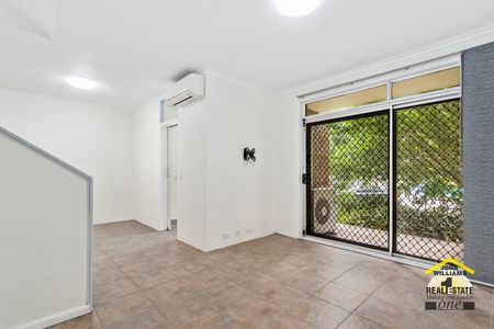 14/26 Remembrance Avenue, Warwick Farm NSW 2170 - Apartment For Rent | Domain - Photo 2