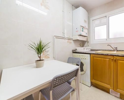 Carrer Ciutat de Mula, Valencia, Valencian Community 46021 - Photo 1