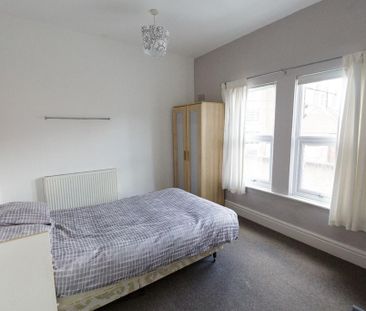 4 bedroom house to rent - Photo 5