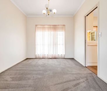 19 Upland Drive - Photo 3