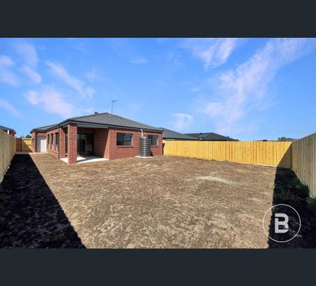 100 Crown Street, Sebastopol, Vic 3356 - Photo 4