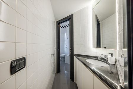 Via Privata Vincenzo Gianferrari, Milan, Lombardy 20159 - Photo 5