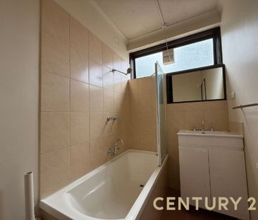 A Comfortable Start in a Handy Location - Photo 5