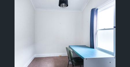Convenient 2-Bedroom Unit in the Heart of Burnie - Photo 4