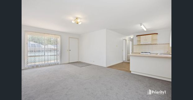 Neat & Private 2 Bedroom Unit in Convenient Location - Photo 1