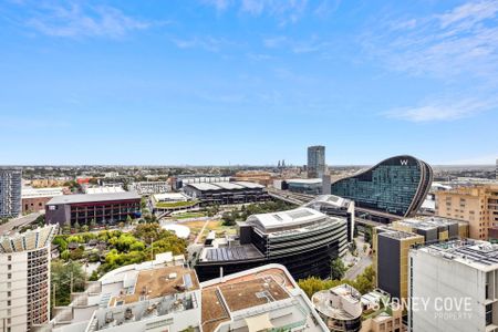 EXQUISITE THREE-BEDROOM APARTMENT WITH STUNNING CITY VIEWS | Furnished - Photo 3