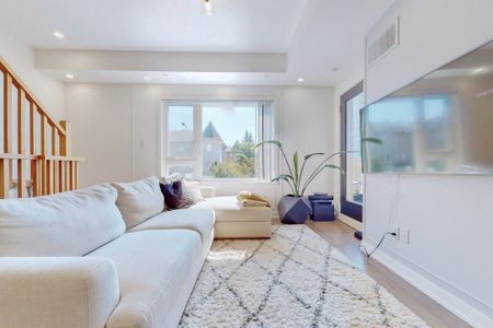 For Lease - 60 Orchid Place Unit# TH-2, Toronto, Ontario - Photo 5