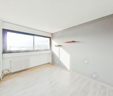 Location Appartement 3 pièces 68m² VALENCE 26000 - Photo 4