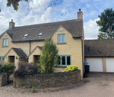 3 bedroom semi-detached house to rent - Photo 3