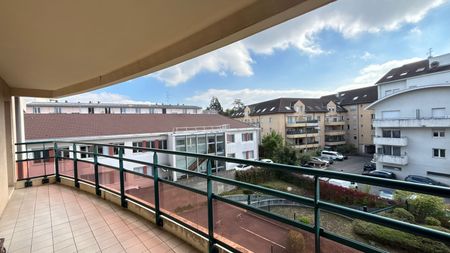 Location Appartement 3 pièces 64m² - Photo 4