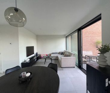 Appartement te huur - Foto 2