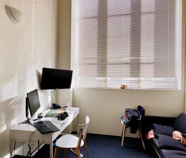 1 bed 1 bath-2061 - Photo 5