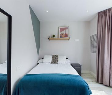 1 bedroom in a house share to rent - Photo 6