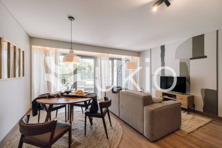 2 bedroom luxury Apartment for rent in Lisbon - Photo 4