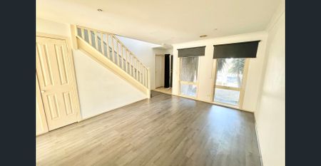 Spacious 3-Bedroom Family Home in a Prime Location - Photo 4