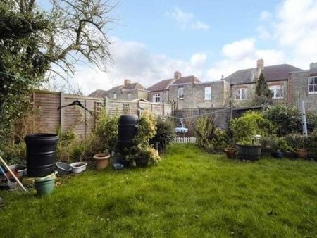 Chislehurst Avenue, London, N12 - Photo 4