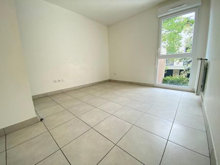 BOUTONNET - T2 - 37.52M² - Photo 2