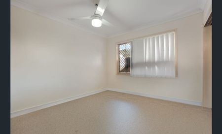 Classic Family Layout With Side Access In High Growth Area - Photo 4