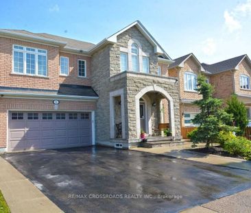 Detached Home For Lease | W8125782 - Photo 2