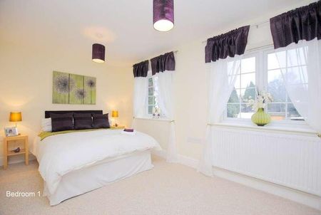 Wilton Road, Redhill, RH1 - Photo 3