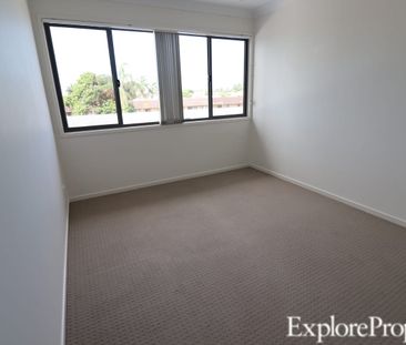 Convenient Location!! - Photo 5