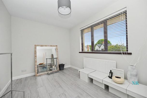 4 Knocklofty Court, Belfast, BT4 3NF - Photo 1