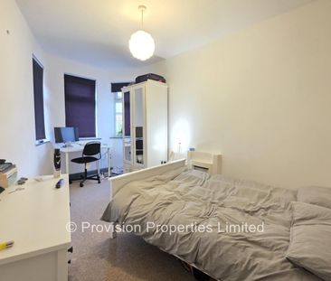 6 Bedroom Student Lets Leeds - Photo 3