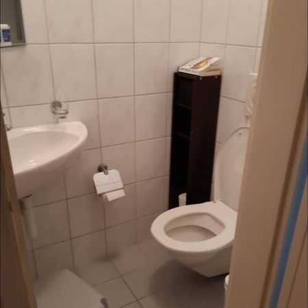 1 Zimmer, 1. Stock - Photo 3