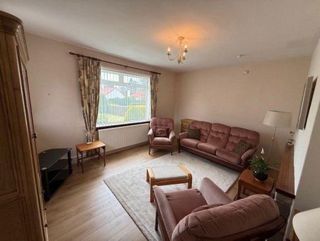 3 bedroom detached house to rent - Photo 2