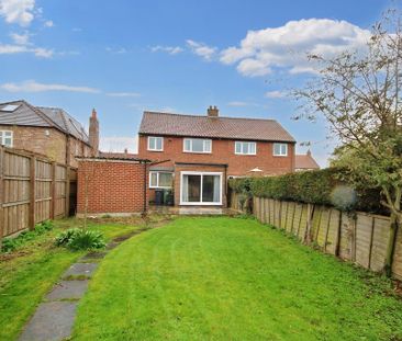 3 bedroom semi-detached house to rent - Photo 4