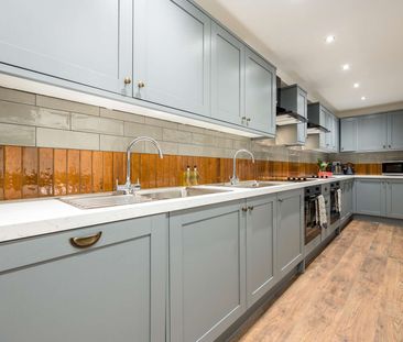 OX Living is proud to present this high-quality 9-bedroom co-living... - Photo 3