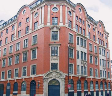 Gold Studio - Photo 5