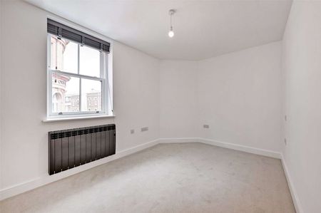 Banking Quarter  Exclusive Two-Bedroom Residences in the Heart of Bristol - Photo 4