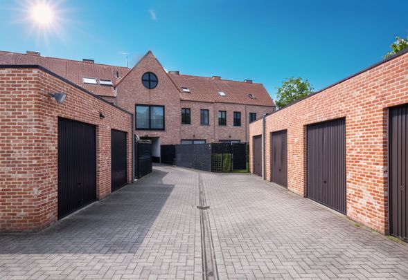 Instapklare woning met 4 slaapkamers en tuin - Photo 1