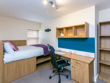 The Jazz Bar, 7 Bedrooms, 3rd Floor Flat, in Preston - Photo 3
