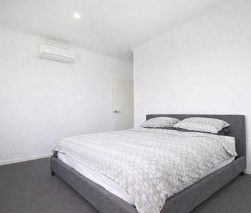 30 Verde Circuit, Caloundra West QLD 4551 - House For Rent | Domain - Photo 1