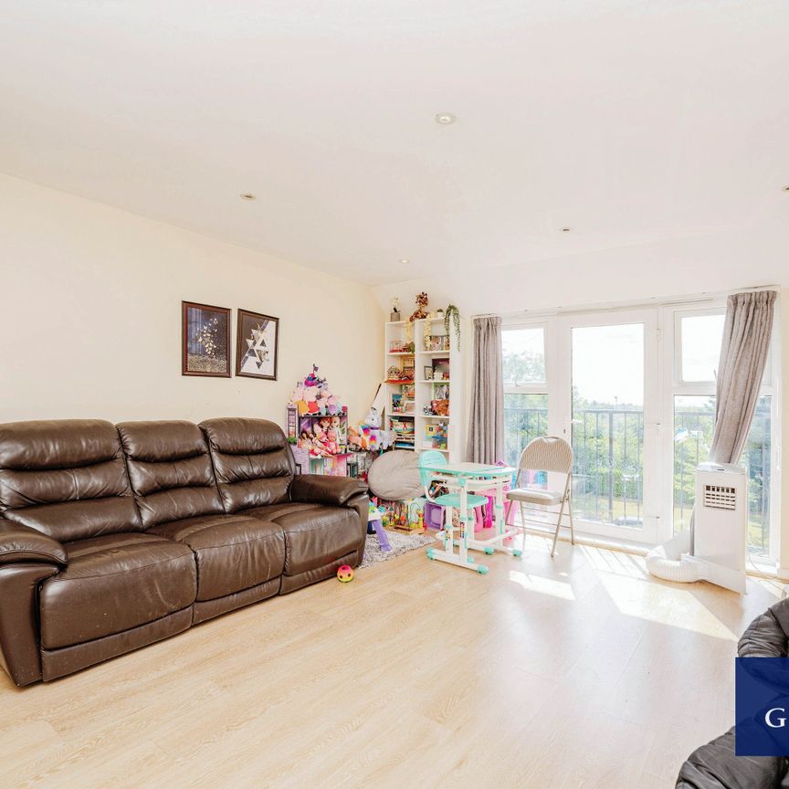 2 Bedroom Flat/Apartment to rent - Photo 1