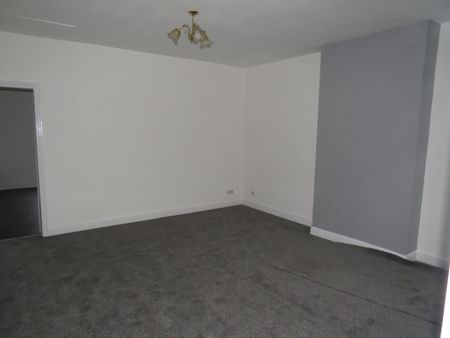 Owston Road, Doncaster, Carcroft - Photo 2