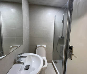 Flat 23B, Westmount, LS2 9NZ, Leeds - Photo 2