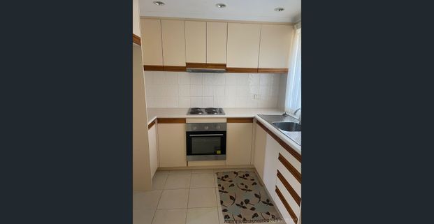 One bedroom unit - Photo 1