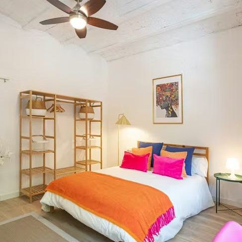 Carrer de Còrsega, Barcelona, Catalonia 08037 - Photo 1