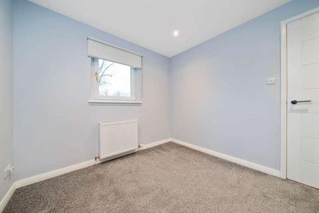 Springfield Park, Johnstone, PA5 - Photo 2