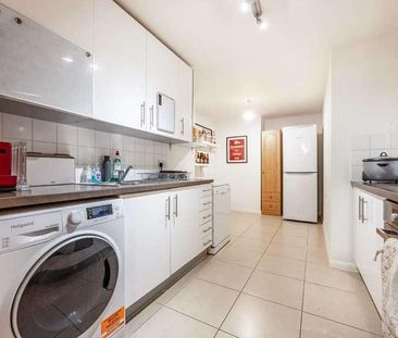 St George Wharf, Vauxhall, SW8 - Photo 5