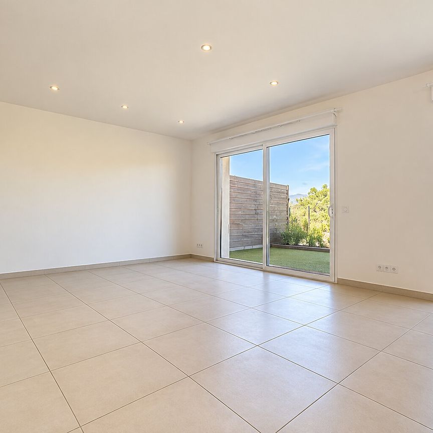 Maison Montauroux 3 pièces de 62 m2 avec exterieur - Photo 1
