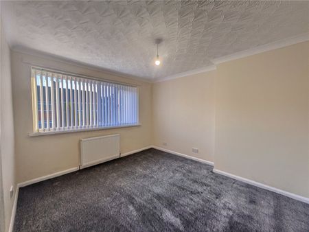 3 bed semi-detached house to rent in Sleights Crescent, Middlesbrough, TS6 - Photo 4