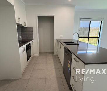FABULOUS BRAND NEW 4 BED, 2 BATH IN NEW ESTATE, CLOSE TO SCHOOL & P... - Photo 6