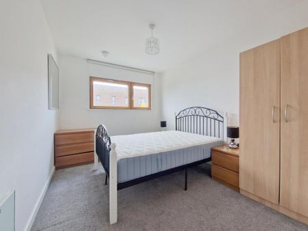 1 bedroom flat to rent - Photo 4