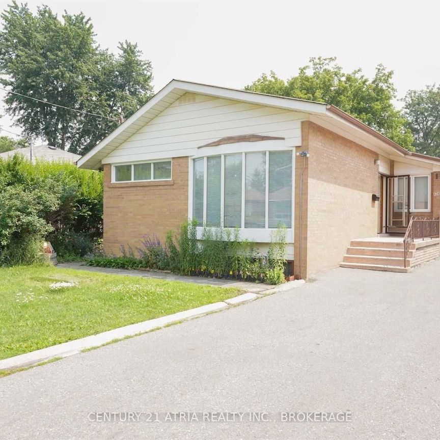 For Lease - 438 Lynett Crescent, Richmond Hill, Ontario - Photo 1