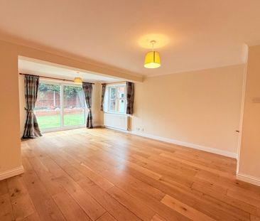 Morton Close, Camberley, Surrey, GU16 - Photo 1