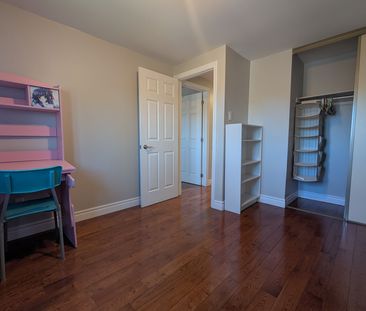 For Lease - 8 Historic Terrace, Toronto, Ontario - Photo 1